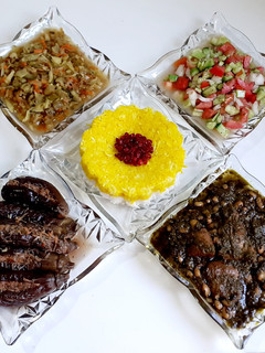 عکسی از دستور قرمه سبزی با لوبیا چشم بلبلی 😋😍