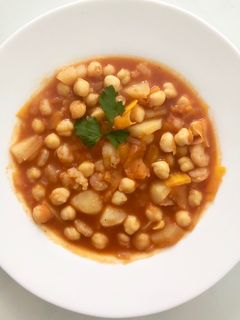Una foto de Garbanzos a la marinera