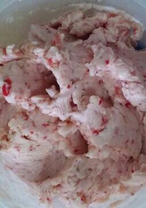 A picture of Strawberry Honey Butter.