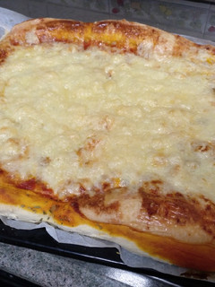 Una foto de Pizza muy esponjosa