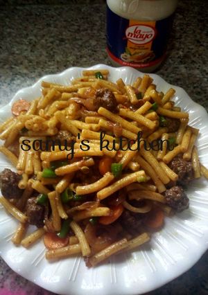 A picture of Macaroni in beef.