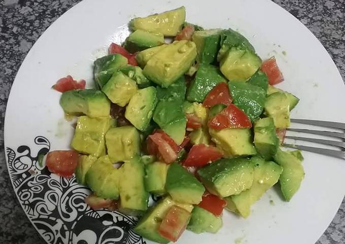 Avocado tomato Salad