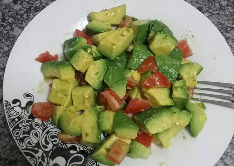 How to Make Super Quick Homemade Avocado tomato Salad