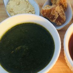 A picture of Green chattni.