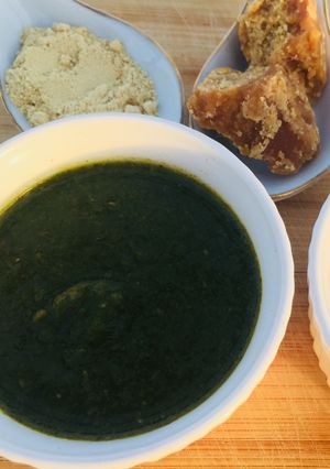 A picture of Green chattni.