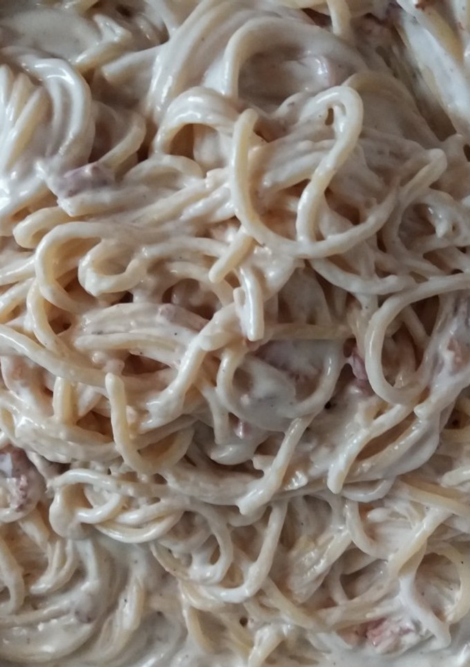 Una foto de Espaguetis con nata