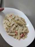 Fideos con crema y pollo