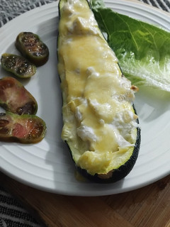 Una foto de 🥒 Calabacín relleno de Ricotta 🧀