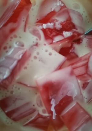 Una foto de Gelatina con yogurt de café