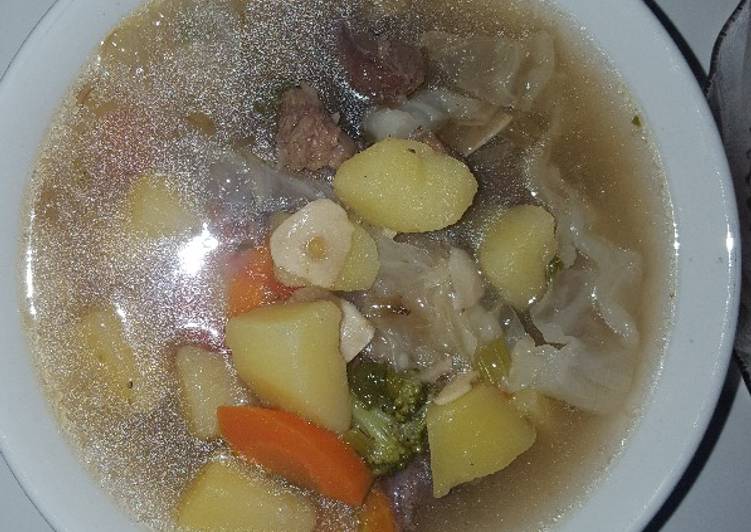 Resep Sop daging rempah yang Enak