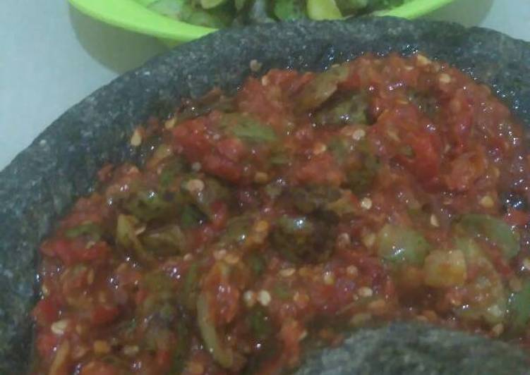 Langkah mengolah Sambal sambel gandaria nikmat