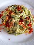Spaghetti di zucchine con mousse di salmone