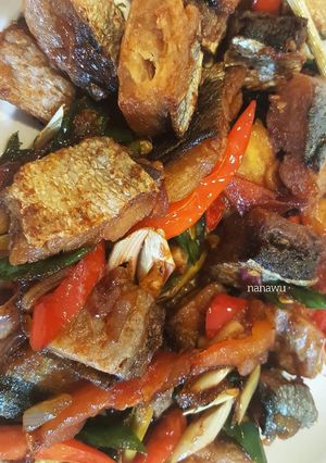 Foto resep Tumis Ikan Asin Pedas