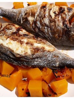 Una foto de Dorada a la parrilla