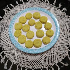 A picture of Kesar Milk Peda.