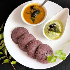 A picture of Black Rice Idli.