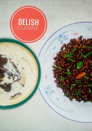 A picture of Pigeon pea porridge (Fio Fio) & Tamarind pap (Tamba).