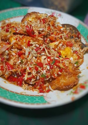 Foto resep Telur Ceplok dan Teri Sambal Rebus