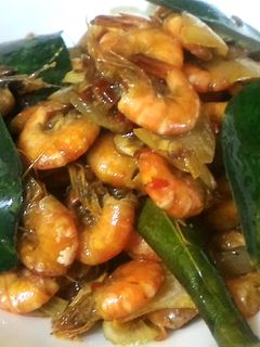 Foto resep Udang Saus Tiram Daun Jeruk