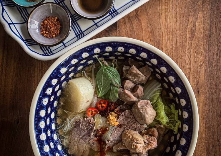 Read This To Change How You Pho [Beef Noodle Soup]