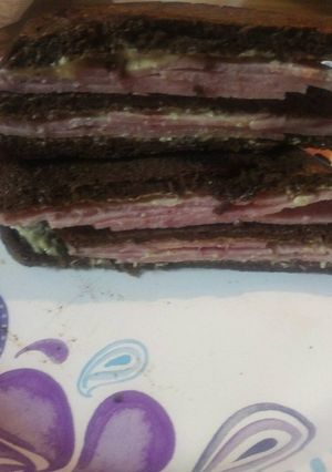 A picture of Chopped Ham on Pumpernickel.