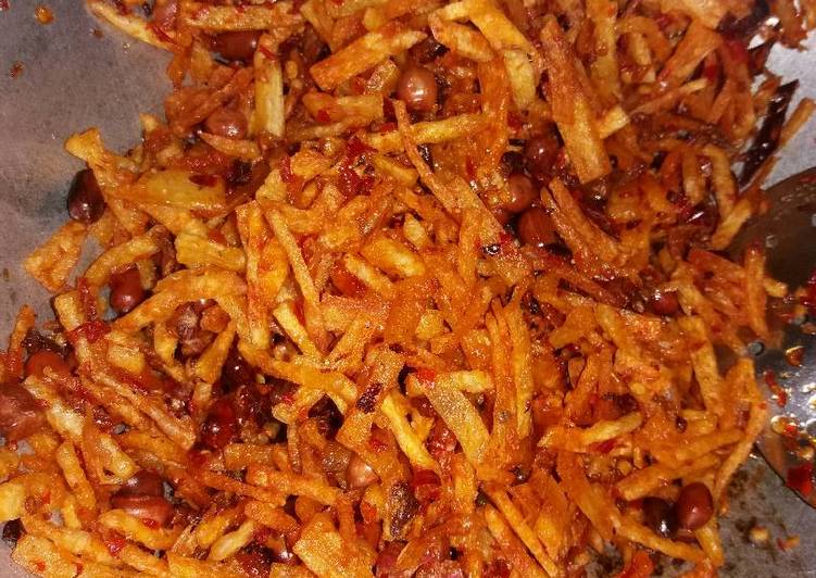  Resep  Kering  Kentang Mustofa kriuk  oleh Gemericik air 