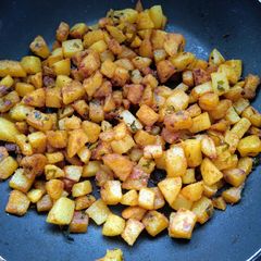 A picture of Crispy potato fry.