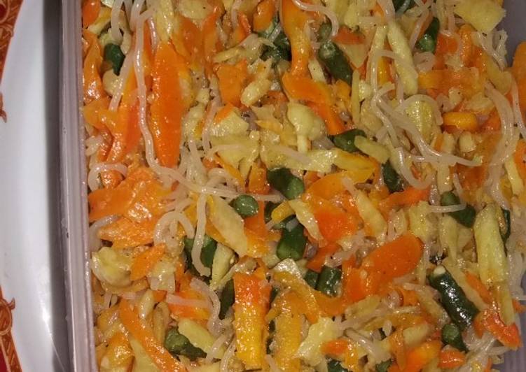 Tumis mihun sayur untuk isian risol