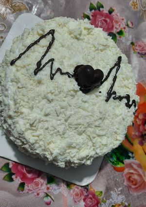 A picture of White forest cake.