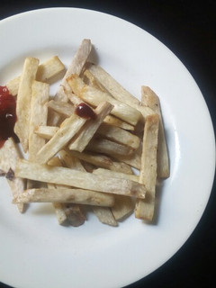 A picture of Fried yam.