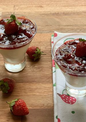 Foto resep Strawberry Panacota 🍓