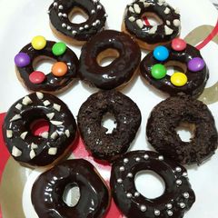 A picture of Eggless donuts.