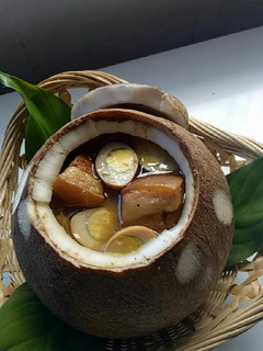 Hình của món Thịt kho nước dừa.