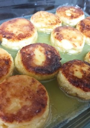 Фото Сырники запечённые с соусом.
