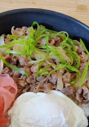 รูปของ Japanese Beef bowl ข้าวหน้าเนื้อ