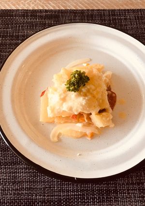 Una foto de Chinchayote con jamón serrano