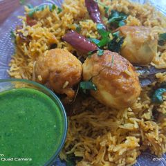 A picture of Egg pulao.