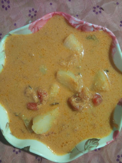உருளைக்கிழங்கு குருமா (Urulaikilangu Kurma Recipe in Tamil) செய்முறை முக்கிய புகைப்படம்