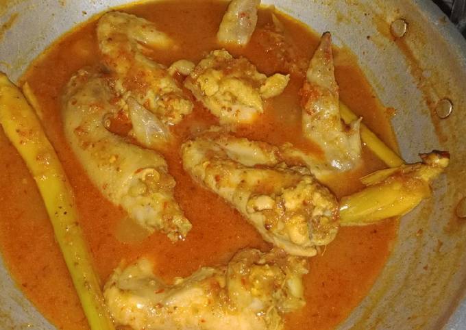 Resep Ayam betutu berkuah pedas oleh amilatul lailiyah - Cookpad