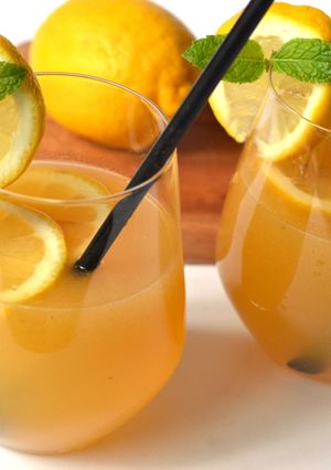 Barackos-mentás limonádé recept fotója