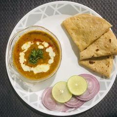 A picture of Dal makhani.