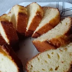 A picture of Plain & soft sponge cake.