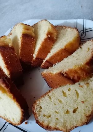 A picture of Plain & soft sponge cake.