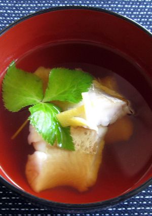 A picture of Fish Clear Soup.