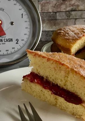 A picture of Bramble Cottage Victoria Sponge.