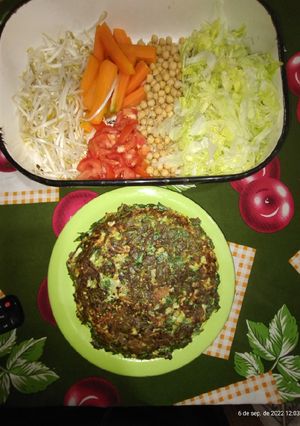 Una foto de Tortilla de espinaca con pollo