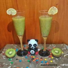A picture of Kiwi Smoothie.