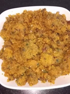 દુધી ના મુઠીયા (Dudhi Muthia Recipe In Gujarati) રેસીપી મુખ્ય ફોટો