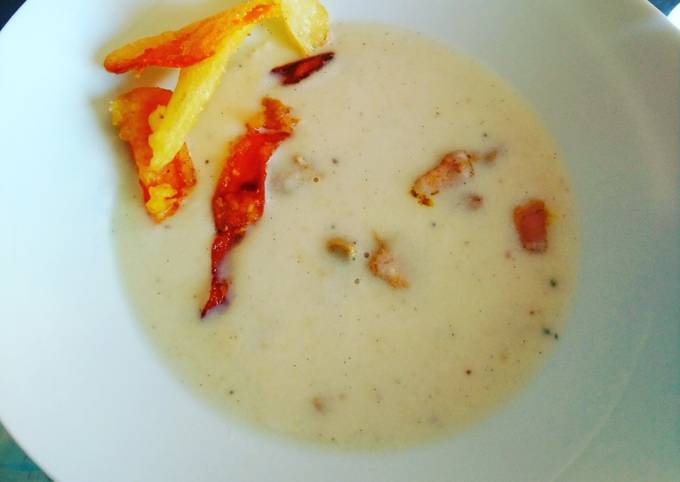 Velouté de topinembour tempura de carotte et panais