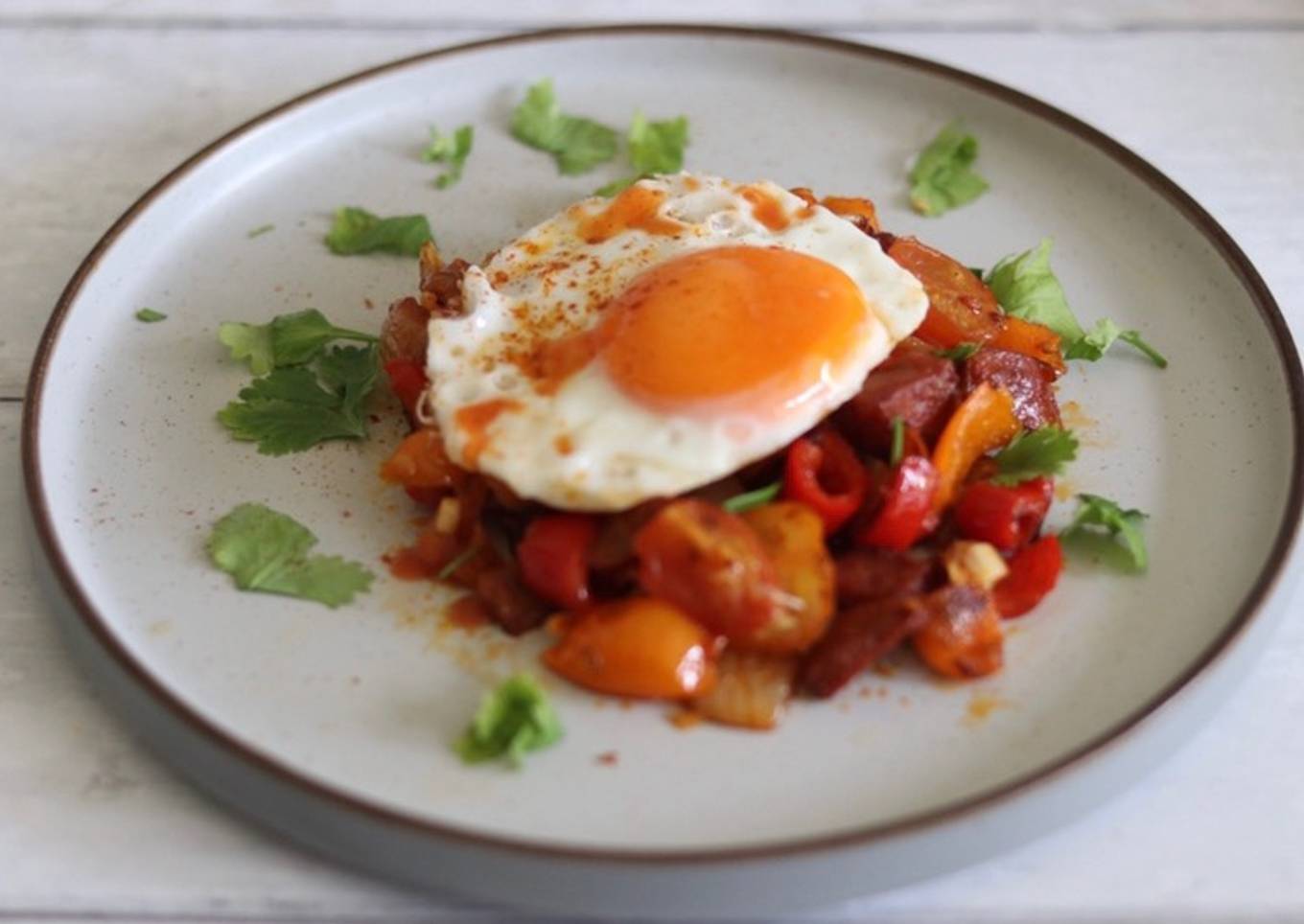 Spanish sunny side up style breakfast ☀️ 🍳 🇪🇸